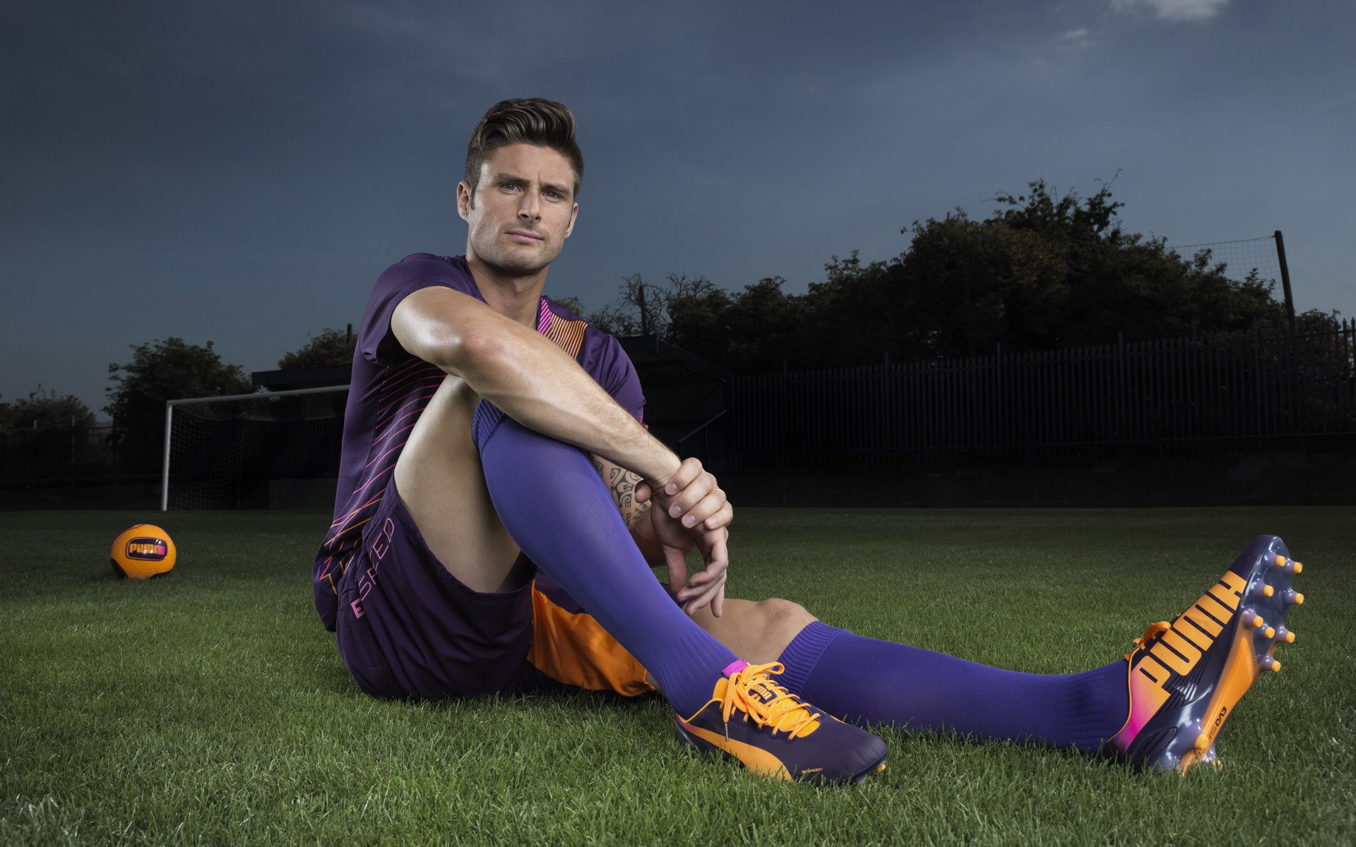 尤文出奇制胜，成功利用中场防守反击，尤文中场太差