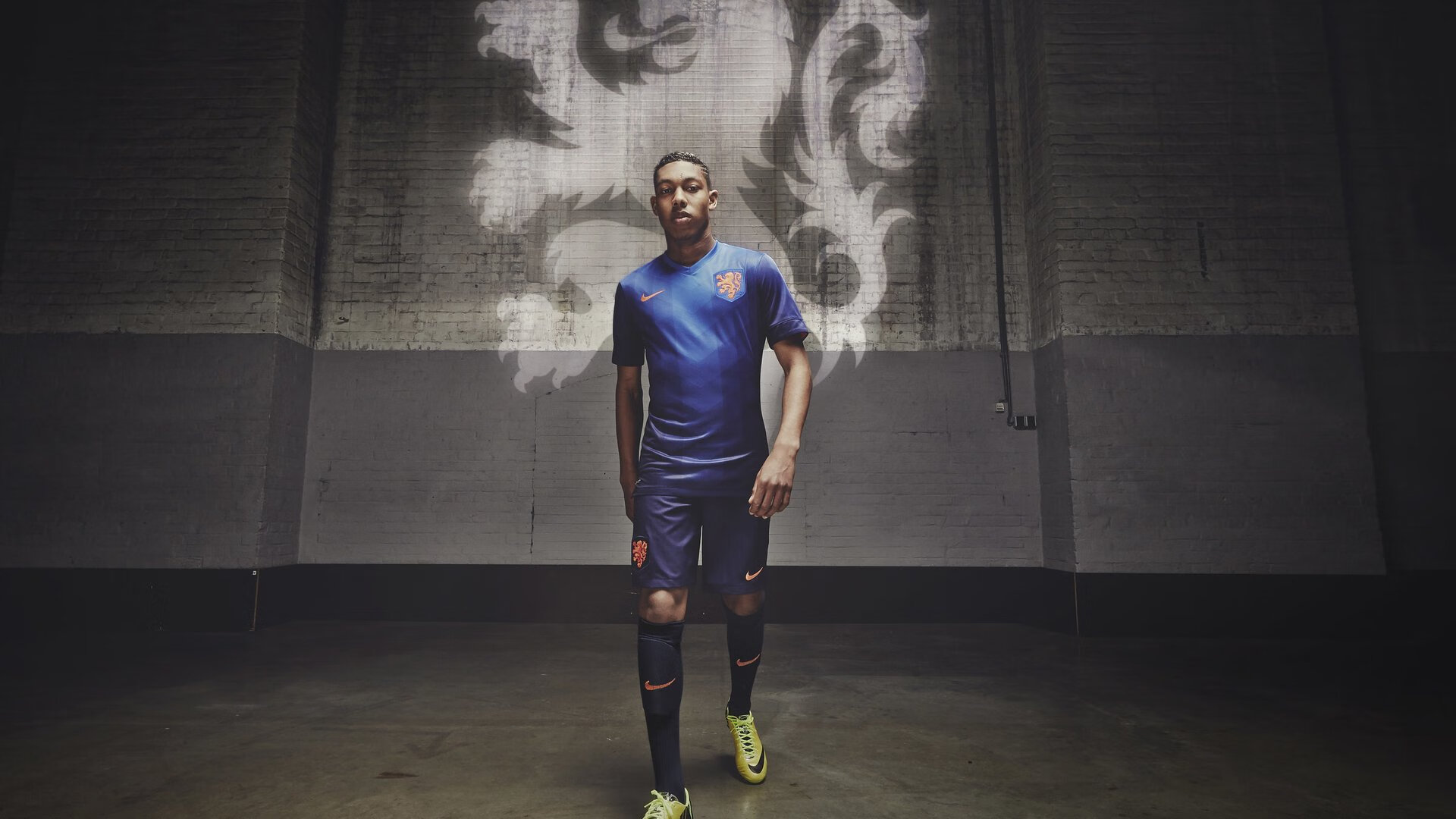 开云直播-接力战术灵活多变，团队配合紧密，参与团队接力